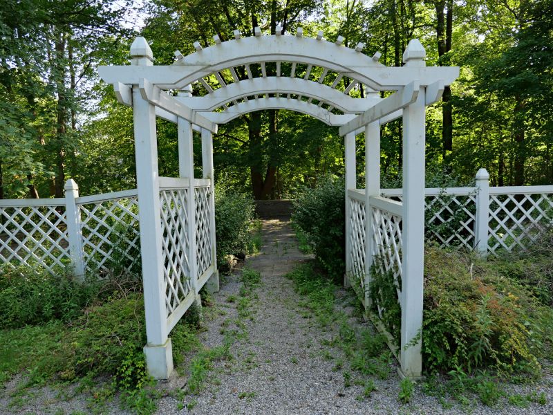 Arbor Gate Installation in Conroe, TX