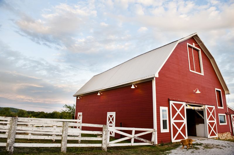 Barn Construction in Conroe, TX