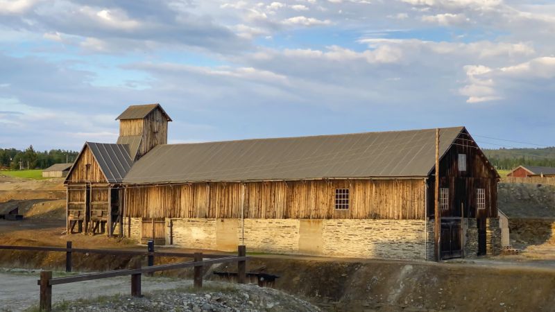 Barn Structural Repair in Overland Park, KS