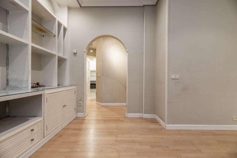 Bookcase Construction in Alexandria, VA